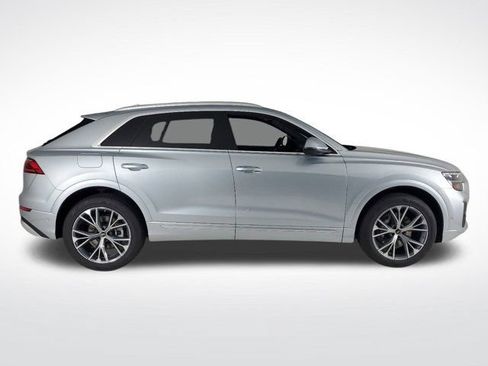 Used 2025 Audi Q8 Premium w/ Convenience Package AWD/4WD image 6