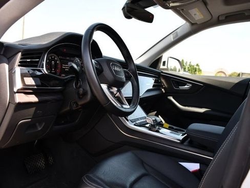 Used 2022 Audi Q8 Premium Plus w/ Premium Plus Package AWD/4WD image 17