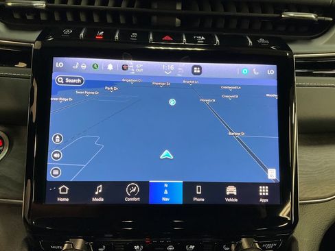 Used 2023 Jeep Grand Cherokee L Overland w/ Rear Seat Video Group I AWD/4WD image 23