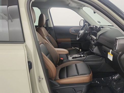 New 2025 Ford Bronco Sport Outer Banks w/ Outer Banks Tech Package+ AWD/4WD image 31