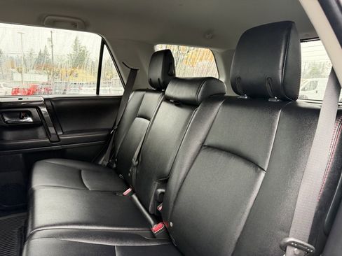 Used 2022 Toyota 4Runner TRD Off-Road Premium image 28