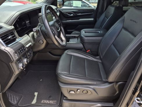 Used 2023 GMC Yukon Denali w/ Denali Reserve Package AWD/4WD image 13