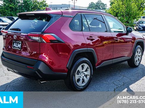 Used 2021 Toyota RAV4 LE FWD image 6