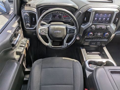Used 2021 Chevrolet Silverado 1500 LT Trail Boss image 16