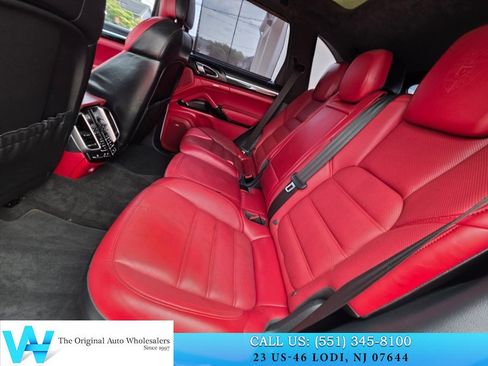 Used 2017 Porsche Cayenne GTS AWD/4WD image 14