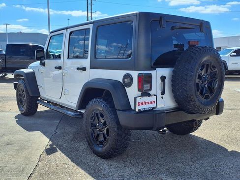 Used 2018 Jeep Wrangler Unlimited Sport image 3