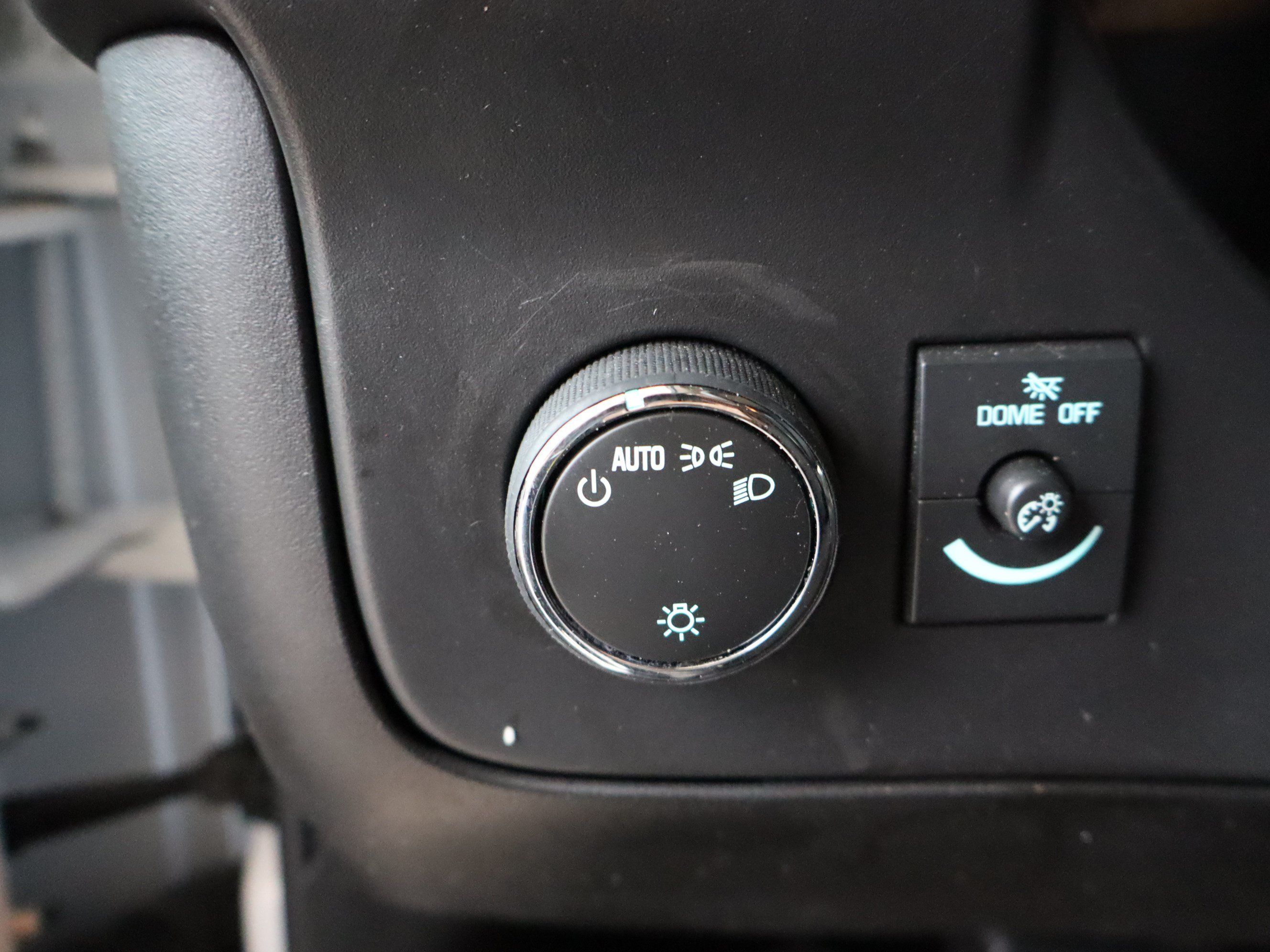 Used 2025 Chevrolet Express 2500 w/ Driver Convenience Package RWD image 18