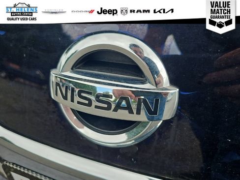 Used 2022 Nissan Leaf SV FWD image 11