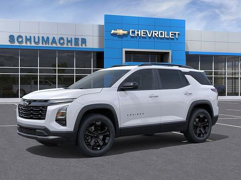 New 2026 Chevrolet Equinox LT image 2