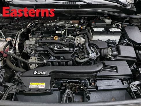 Used 2022 Toyota Corolla Cross LE image 7