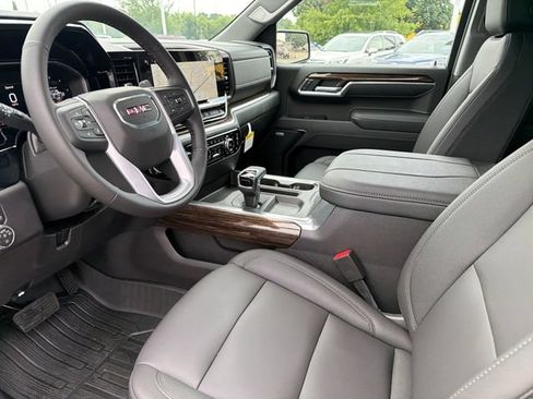 New 2026 GMC Sierra 1500 Elevation w/ Elevation Premium Package AWD/4WD image 18