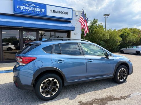 Used 2021 Subaru Crosstrek 2.0i Premium w/ Moonroof Package AWD/4WD image 16