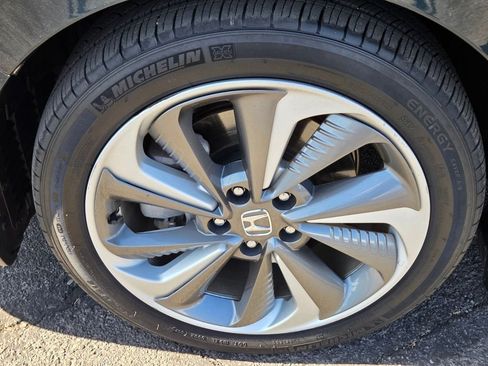 Used 2019 Honda Clarity Plug-In Hybrid image 12