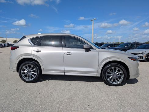 Used 2025 MAZDA CX-5 AWD 2.5 S w/ Premium Plus Pkg image 4