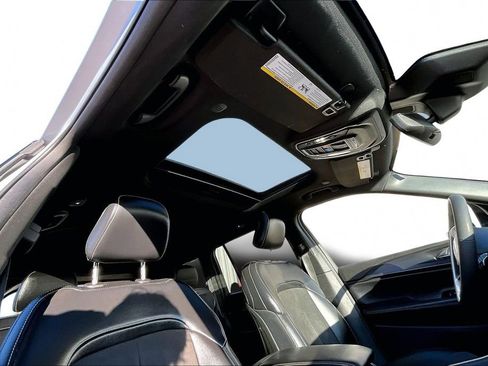 Used 2023 Jeep Grand Cherokee Altitude image 28