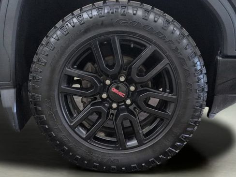 Used 2019 GMC Sierra 1500 Elevation w/ Elevation Convenience Package AWD/4WD image 29