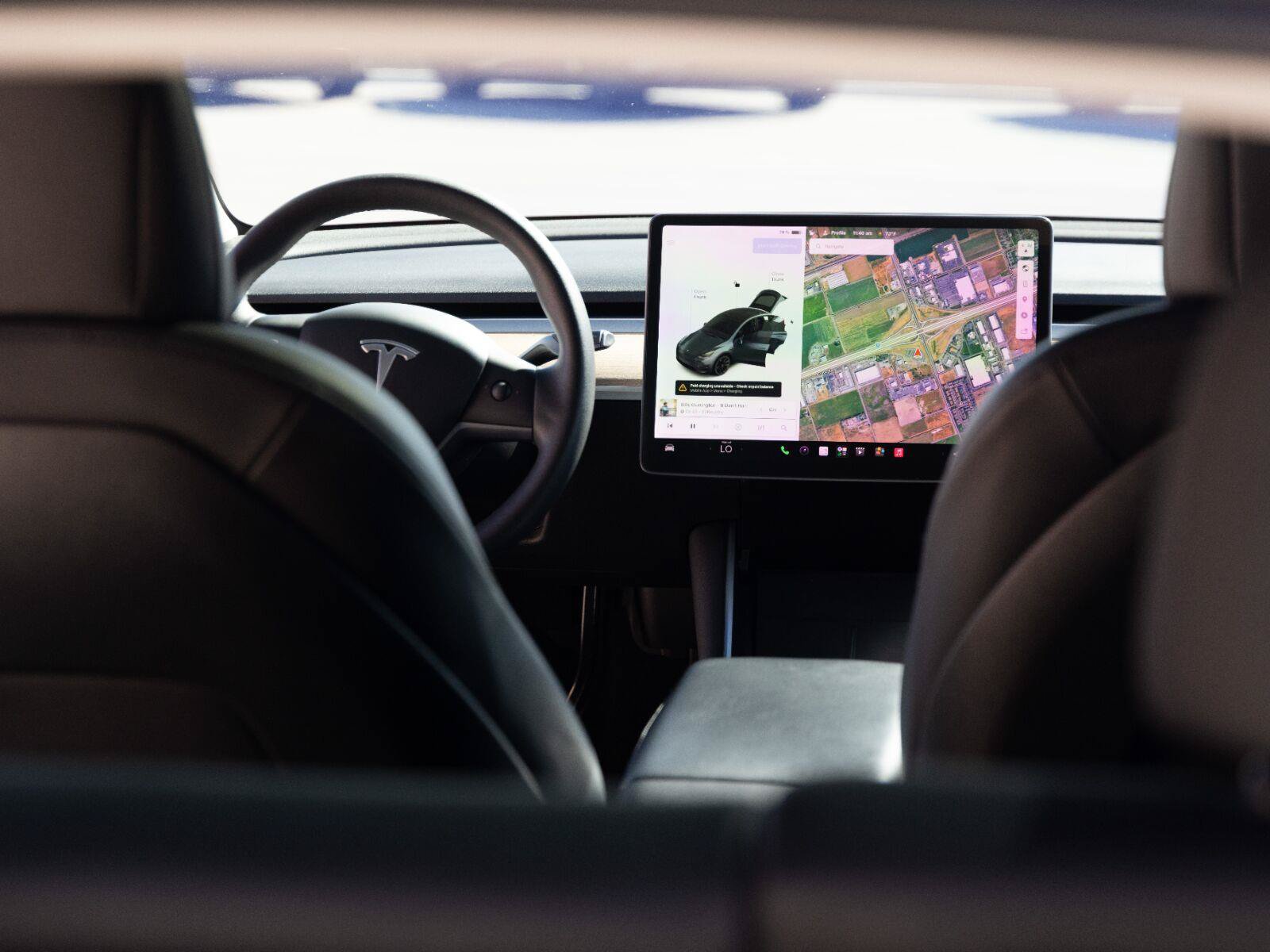 Used 2020 Tesla Model Y Long Range AWD/4WD image 18