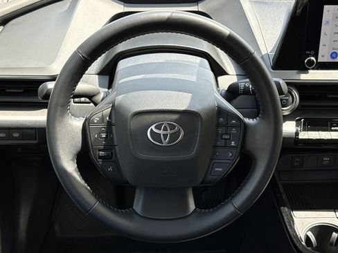 Used 2024 Toyota Prius LE image 15