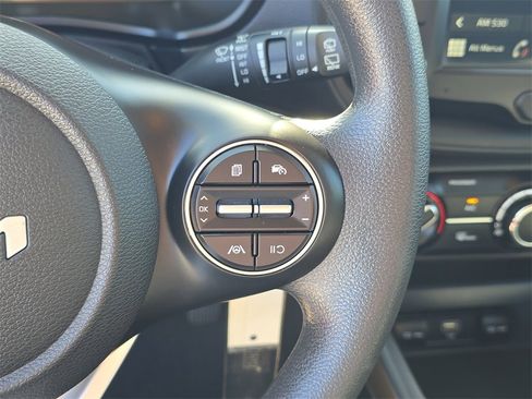 Certified 2024 Kia Soul LX image 32