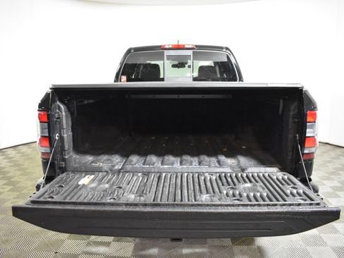 Used 2022 Nissan Frontier SV AWD/4WD image 29