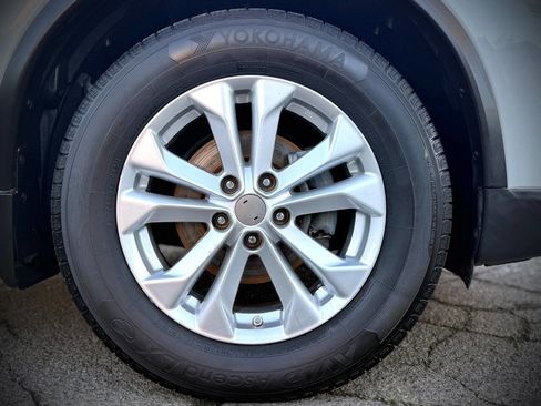 Used 2015 Nissan Rogue FWD image 19