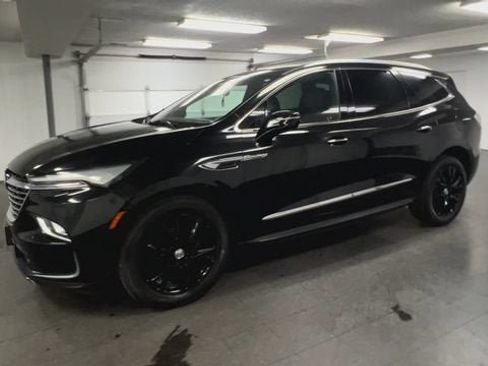 Used 2023 Buick Enclave Essence w/ Experience Buick Package AWD/4WD image 4