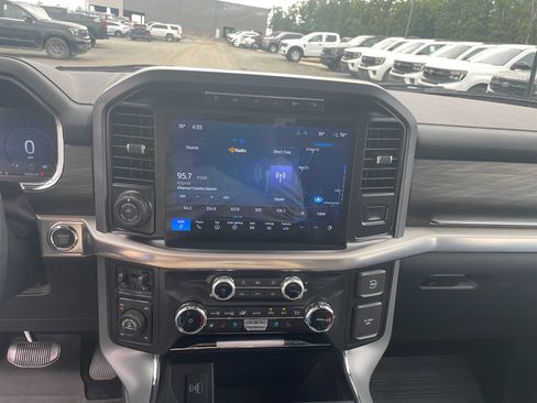 Used 2024 Ford F150 Lariat w/ FX4 Off-Road Package AWD/4WD image 8