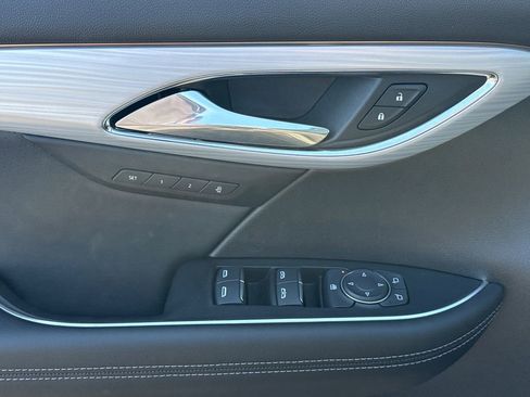New 2026 Buick Envision Avenir AWD/4WD image 17