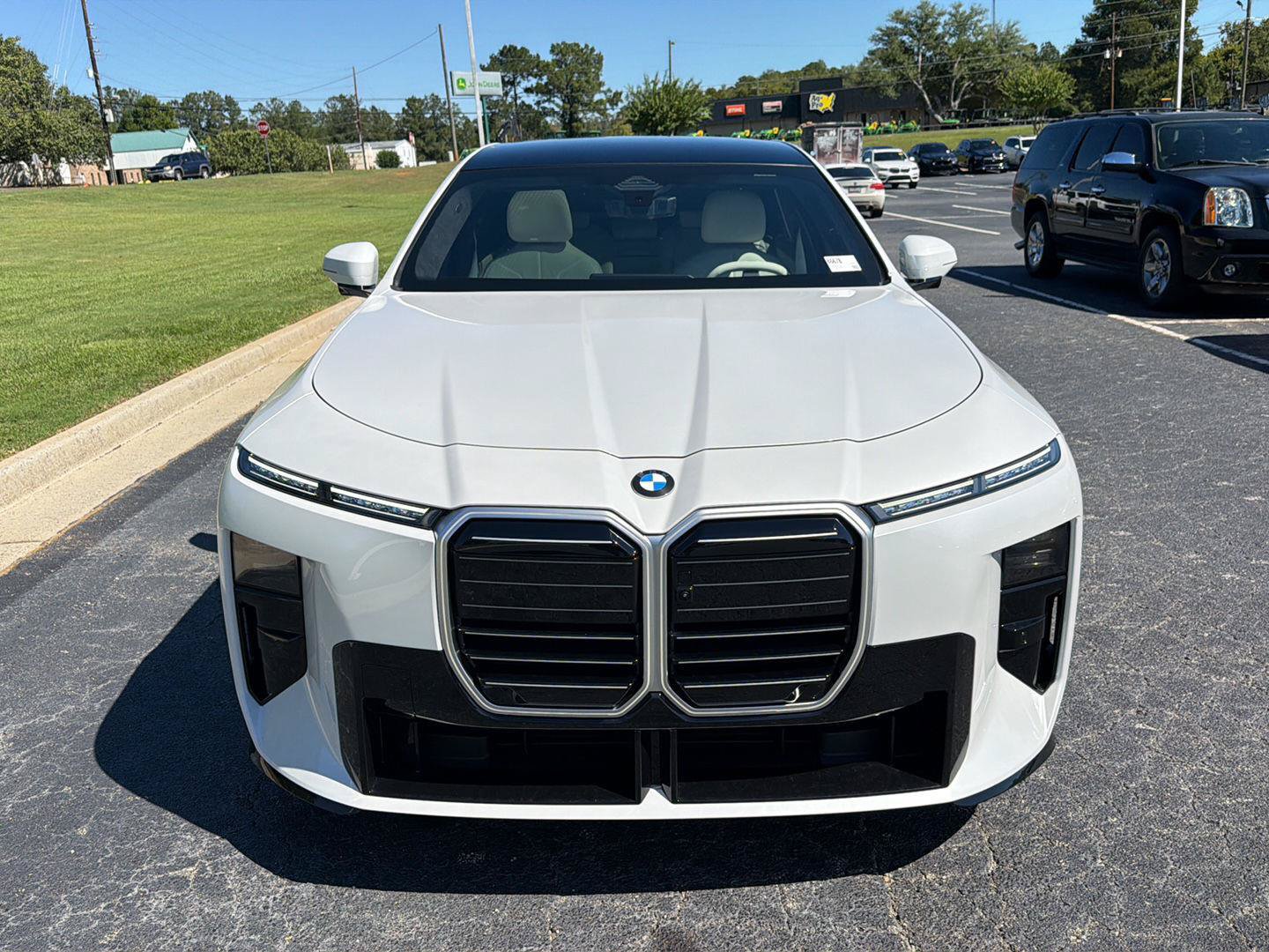 New 2027 BMW 740i RWD image 9