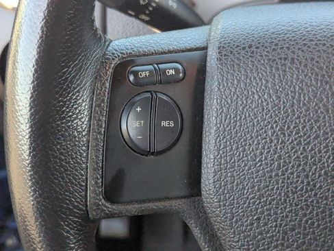 Used 2010 Ford Explorer Sport Trac XLT AWD/4WD image 27