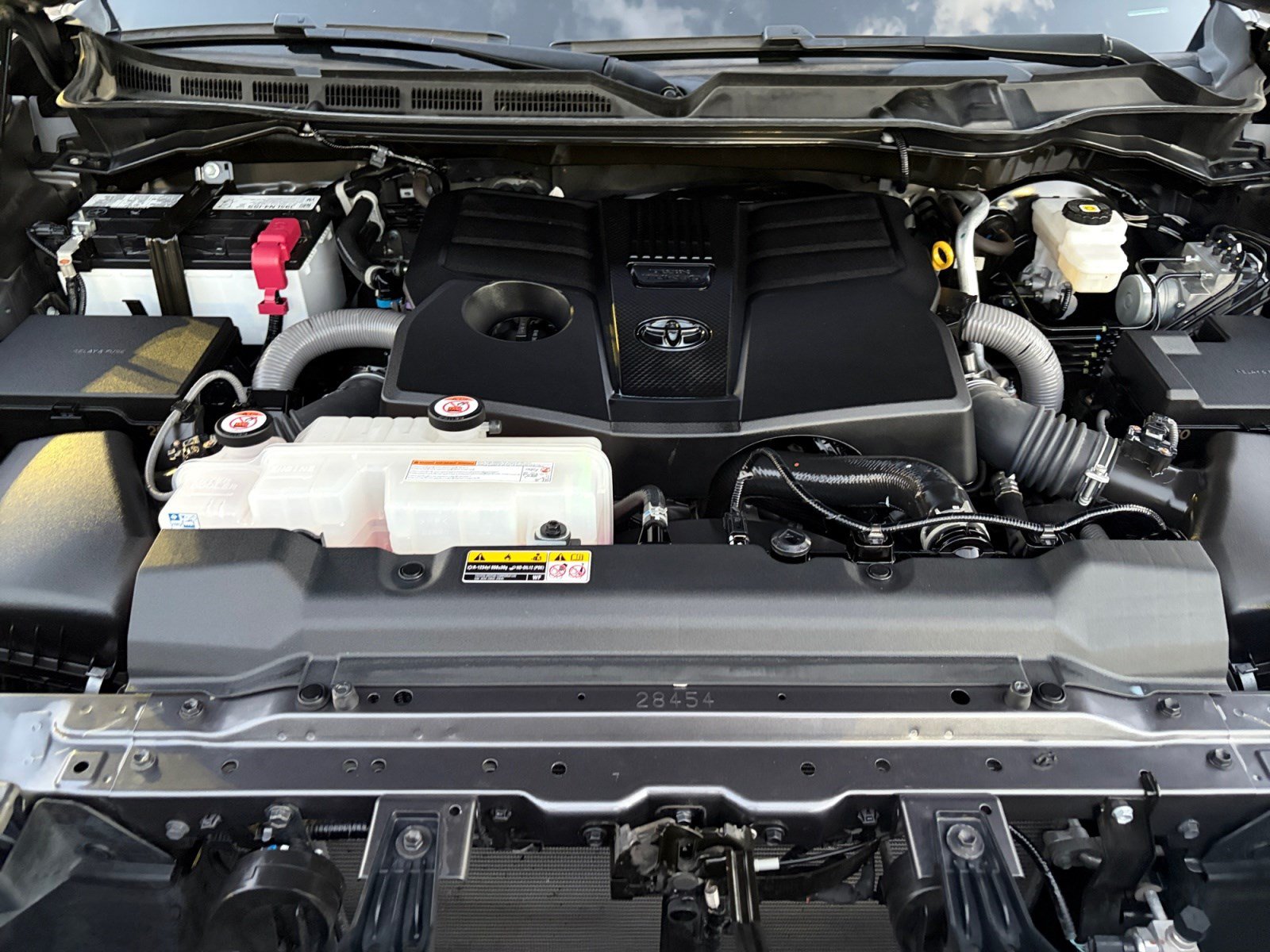Used 2024 Toyota Tundra SR5 AWD/4WD image 31