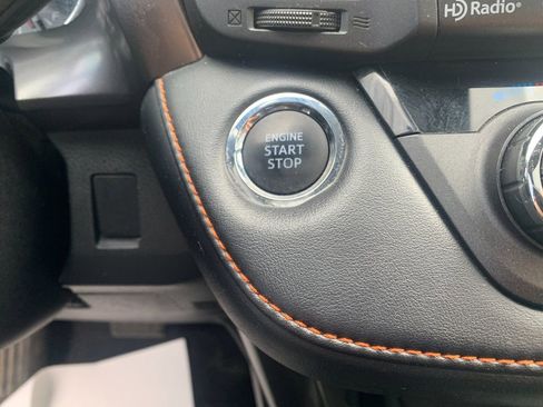 Used 2017 Toyota RAV4 SE w/ Power Extra Value Package AWD/4WD image 27