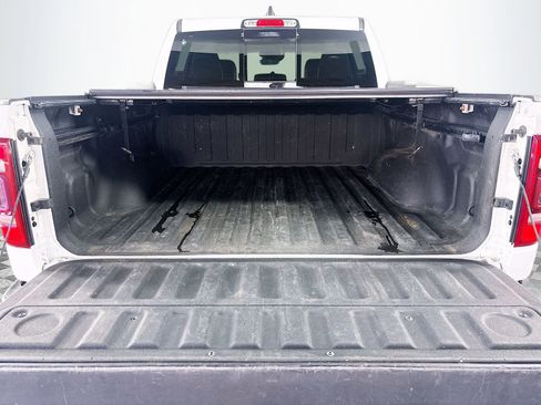 Used 2022 RAM 1500 Laramie AWD/4WD image 25