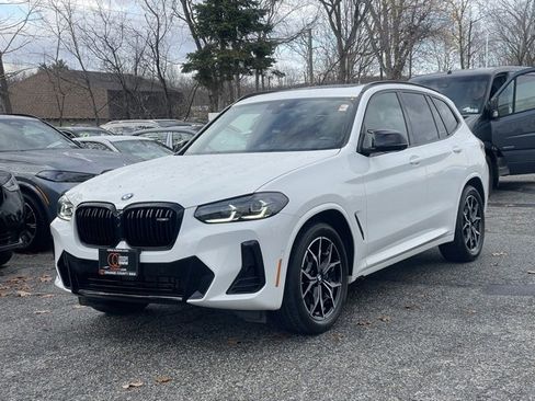 Used 2023 BMW X3 M40i w/ Premium Package image 2