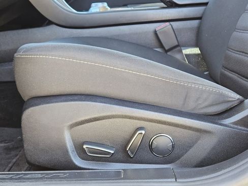 Used 2019 Ford Fusion SE image 29