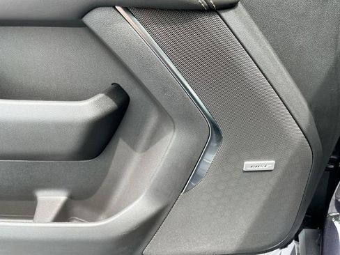 New 2026 GMC Yukon Elevation w/ LPO, Floor Liner Package AWD/4WD image 11