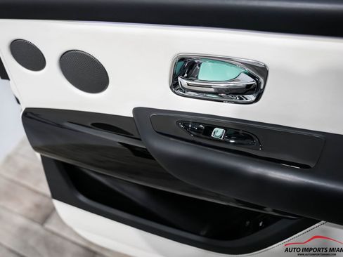 Used 2022 Rolls-Royce Cullinan image 58