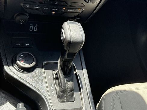Used 2022 Ford Ranger XLT image 16