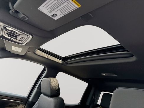 New 2026 GMC Sierra 1500 SLT w/ SLT Premium Plus Package AWD/4WD image 19