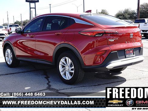 New 2026 Buick Envista Preferred image 8