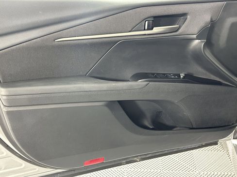 Used 2025 Toyota Camry LE FWD image 28