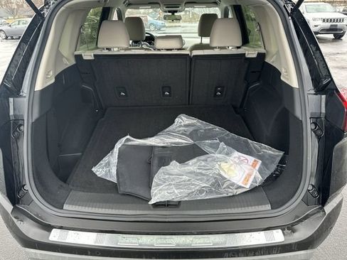 Certified 2023 Nissan Rogue SV image 32