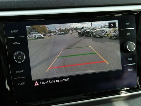 Used 2022 Volkswagen Atlas Cross Sport SEL Premium R-Line image 17