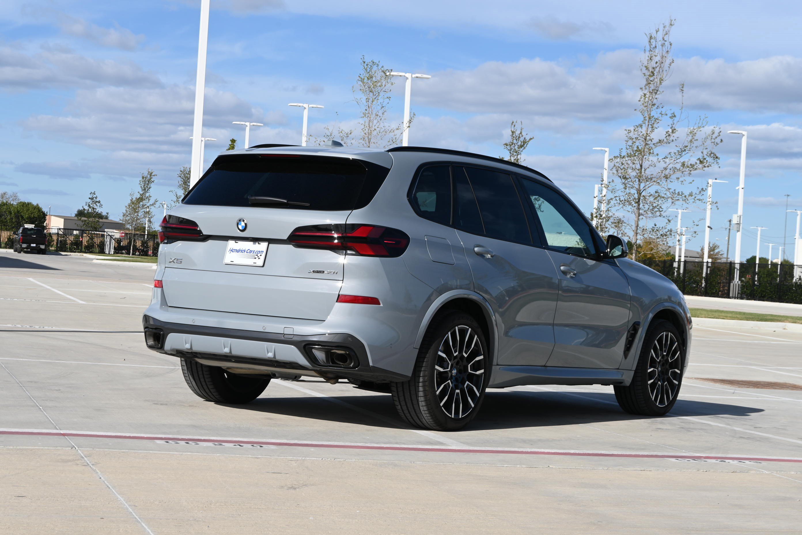 Used 2026 BMW X5 xDrive40i w/ Executive Package AWD/4WD image 9