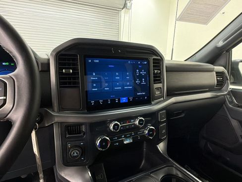 Certified 2025 Ford F150 XLT w/ Equipment Group 301A Standard AWD/4WD image 19