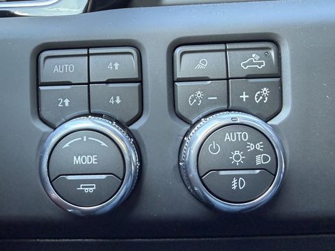 New 2026 GMC Sierra 3500 Denali Ultimate AWD/4WD image 42