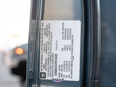 Used 2005 HUMMER H2 w/ Preferred Equipment Group image 47