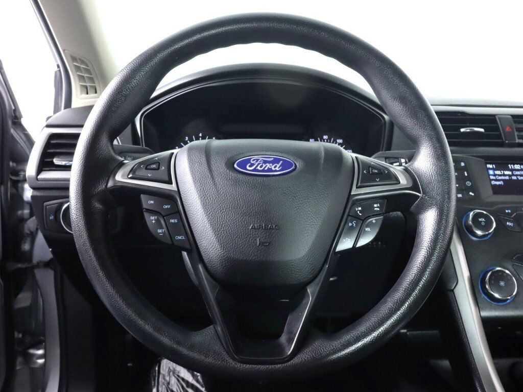 Used 2020 Ford Fusion S FWD image 11
