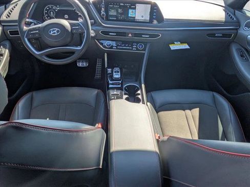 Used 2023 Hyundai Sonata SEL Plus w/ Preferred Accessory Package image 17