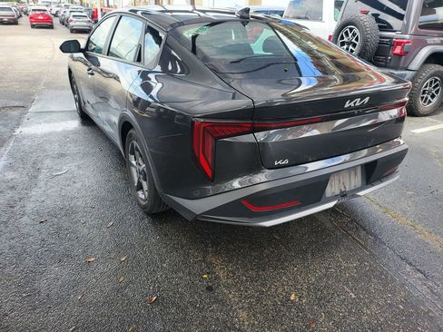 Used 2025 Kia K4 LXS FWD image 3